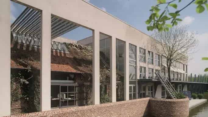 Kantoorgebouw te koop Roeselare Hoogleedsesteenweg