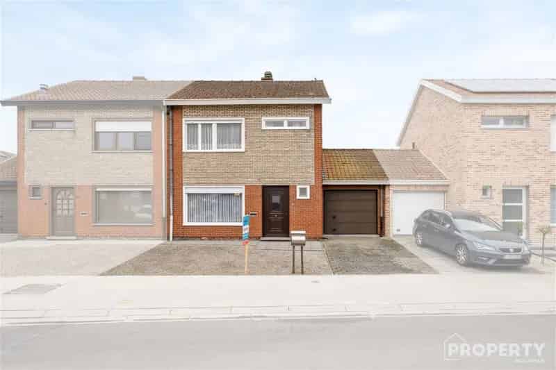 Huis te koop: 3 slaapkamers, tuin, garage - Te renoveren
