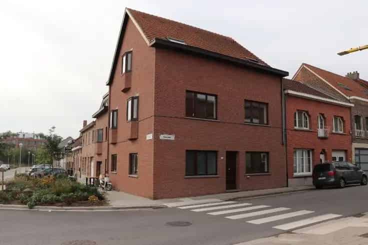 Appartementsblok Te Koop 4 Appartementen Nabij E19 A12