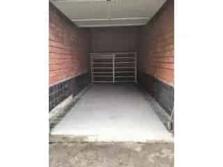 Garage te Koop Moeskroen 7700 Ruime Opslag Camper Auto