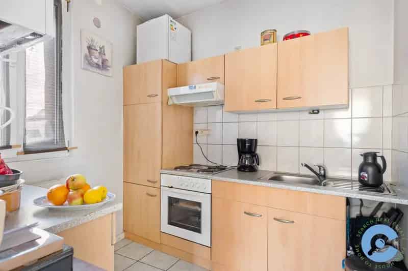 Appartement te koop: 1 slaapkamer, centraal gelegen