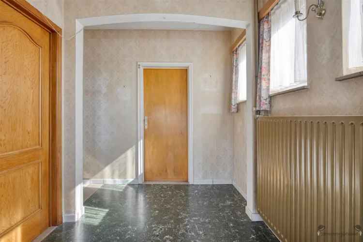 Huis te huur Lummen: Ruime open bebouwing met 3 slaapkamers en veel potentieel