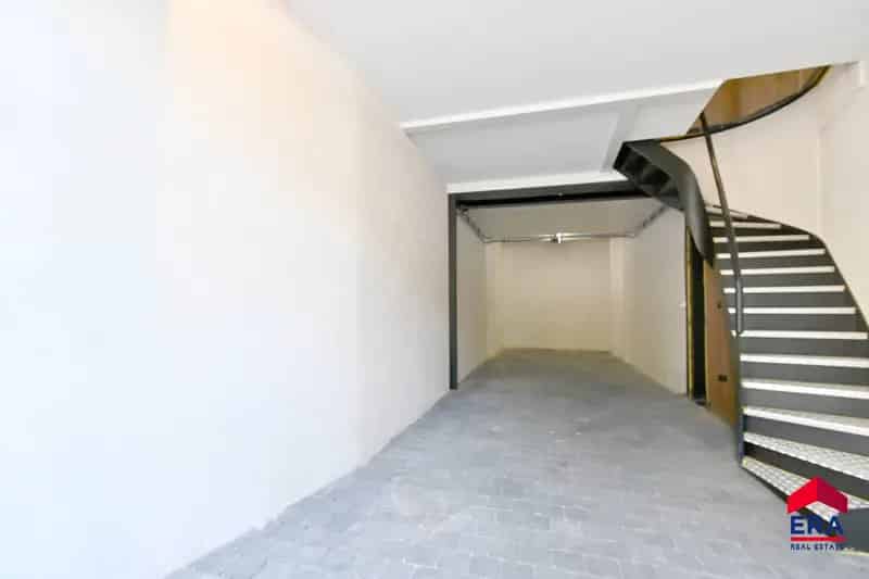 Appartement te koop: 3 slaapkamers, gerenoveerd, carport