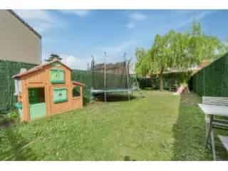 Huis te koop Forchies-la-Marche - Ruime gezinswoning met garage