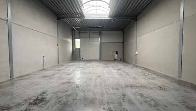 KMO Magazijn te Huur Marke 192m²