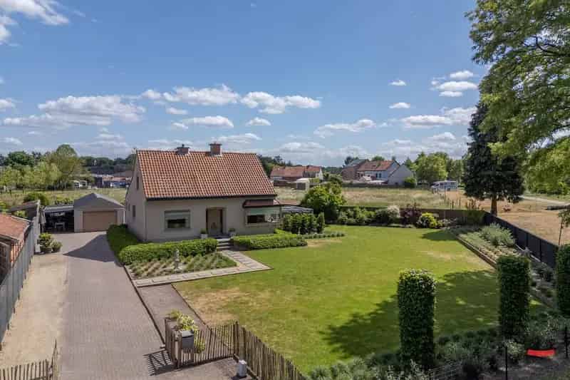 Huis te huur Stationsstraat: Grote tuin, Rustige ligging