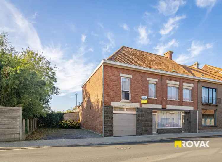 Zeer ruime woning met veel potentieel nabij centrum