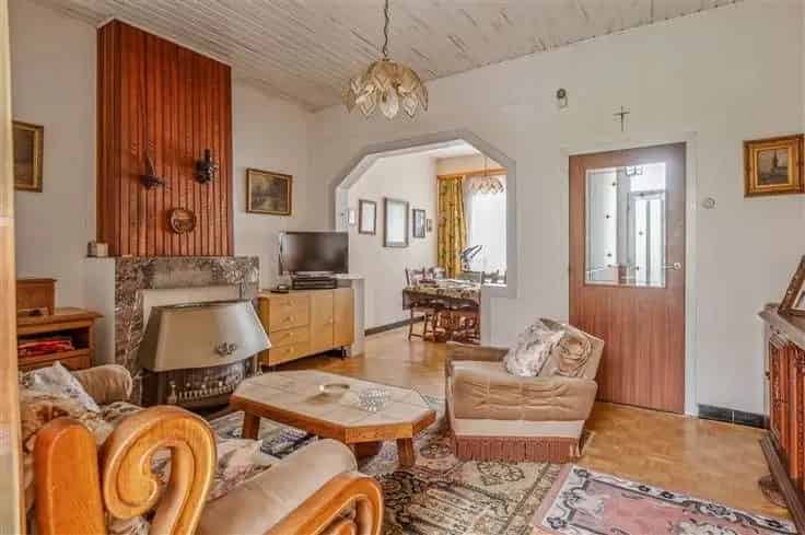Huis te Koop Berchem 2 slaapkamers Garage Tuin