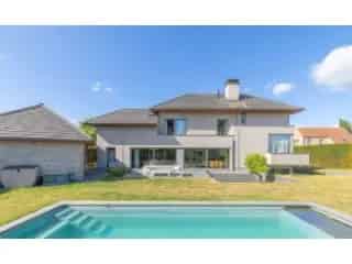 Luxueuze Villa te Koop Merelbeke 6 slaapkamers Zwembad