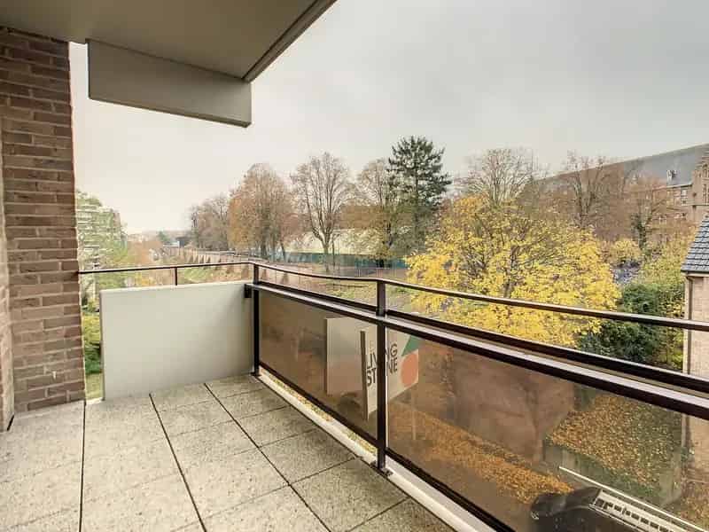 Ruim 2 Slaapkamer Appartement te Huur in Heverlee