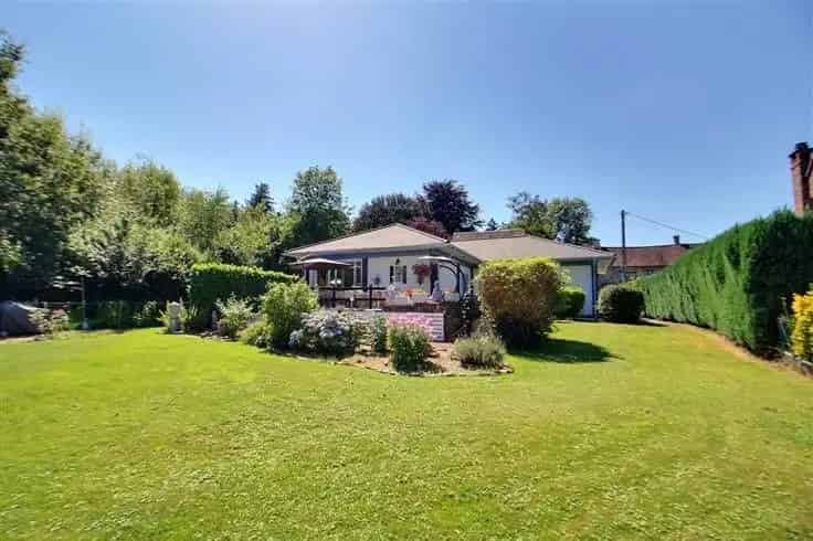 Huis Te Koop Wépion: Villa met Tuin en Zonnepanelen