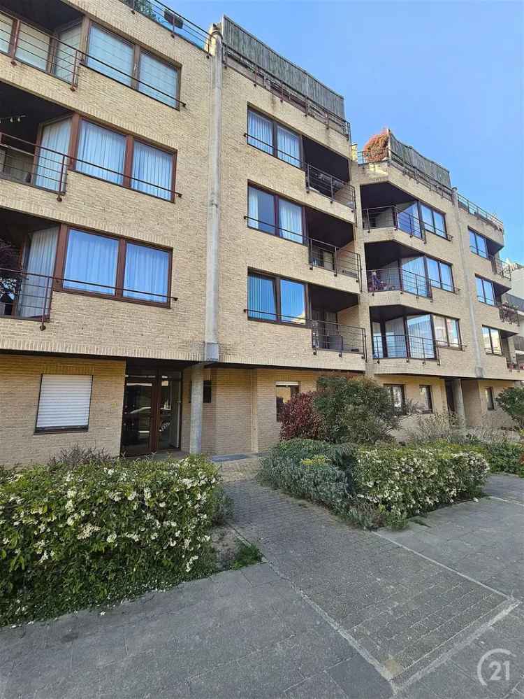 Gelijkvloers Appartement met Terras en Uitzicht te Koop
