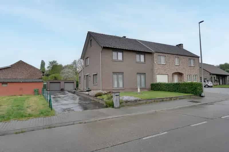 Te renoveren HOB met garage nabij Tongeren