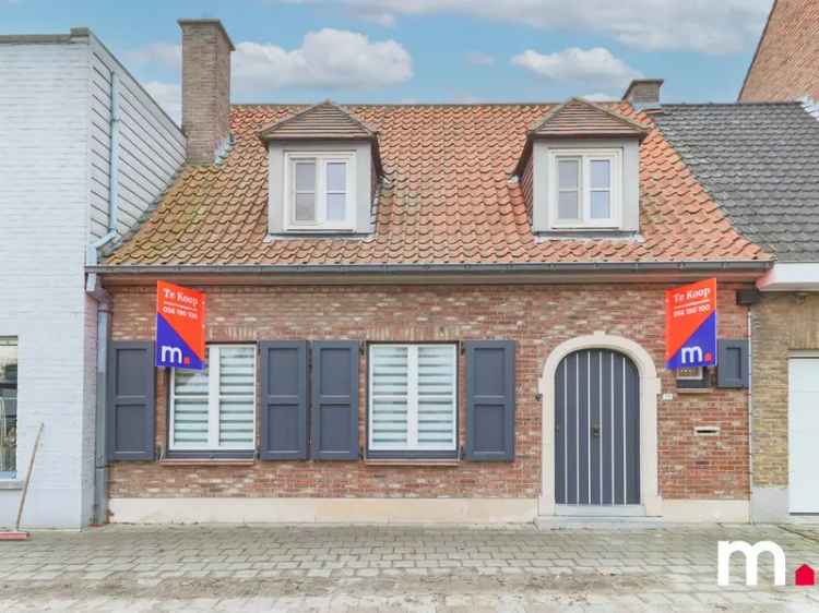 Te koop huis in Kuurne met charmante uitstraling en nabij voorzieningen