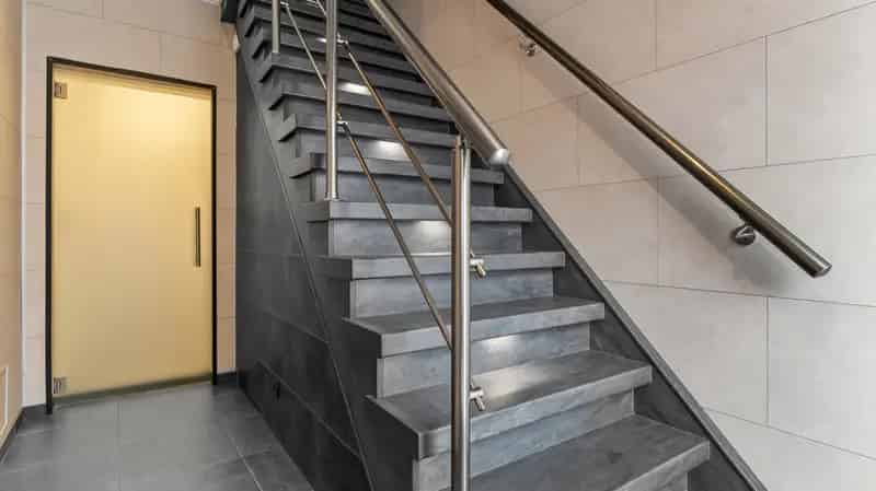 Huis te koop Londerzeel: Instapklare woning met handelspandatelier