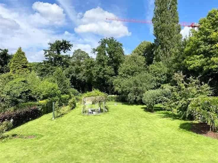 Villa Te Koop Prins dOrange 6 slaapkamers Grote Tuin