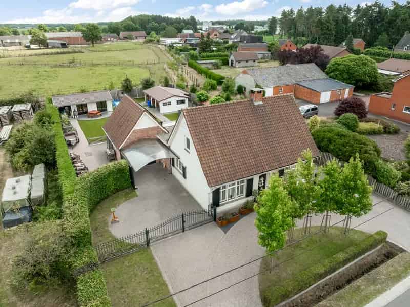 Ruime woning te koop nabij Nederlandse grens