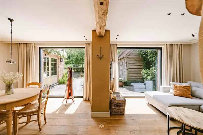Landelijke woning te koop met 4 slaapkamers en prachtig zicht