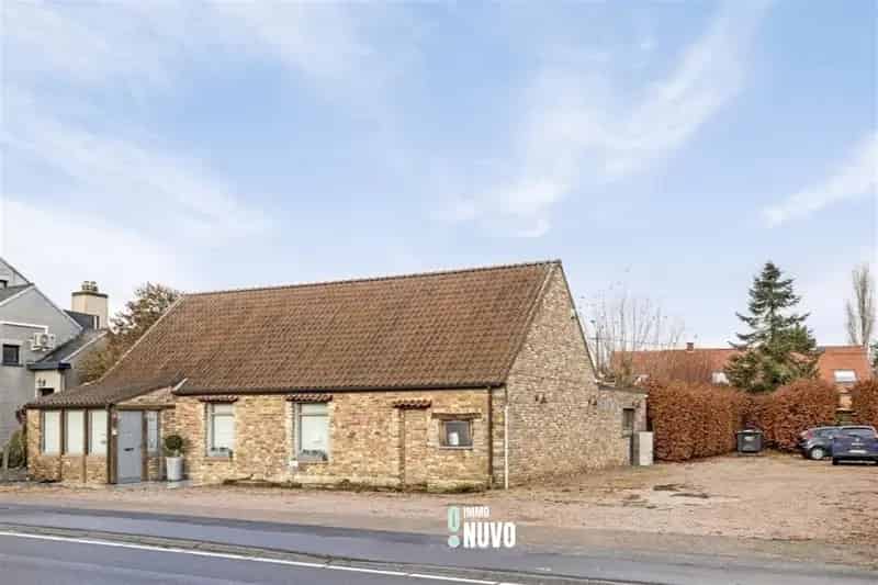 Polyvalent Handelspand met Woning Topligging