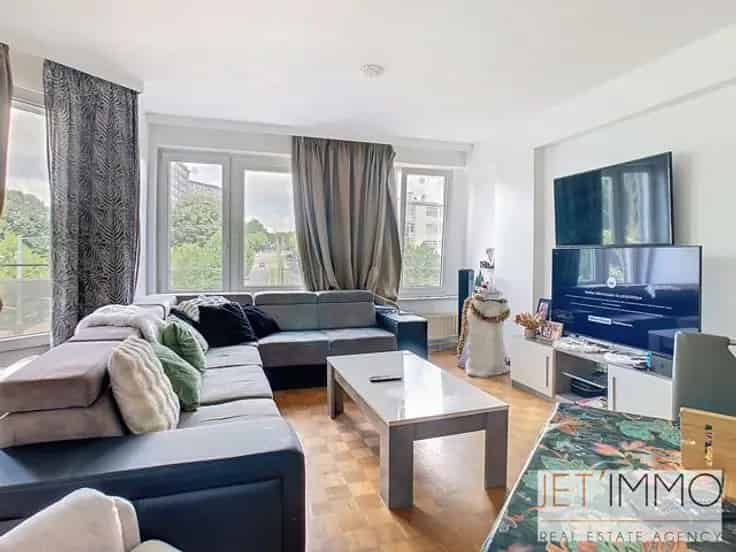 Appartement Te Koop Jette 2 slaapkamers Nabij Station