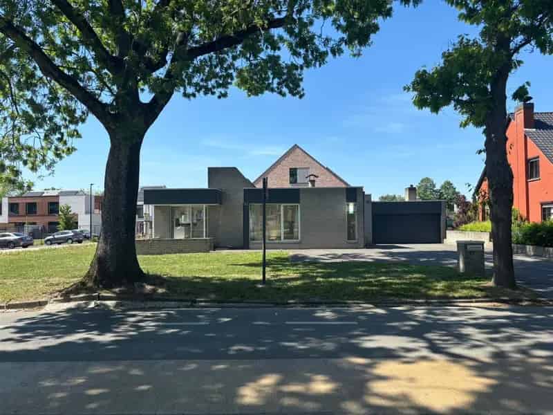 Ruime Bungalow 2 Slaapkamers Grote Tuin