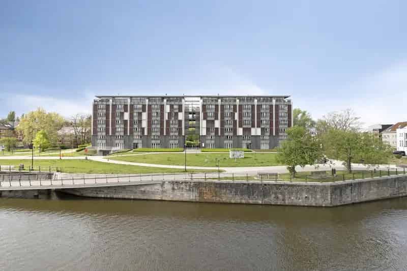 Appartement te Gent met staanplaats  EPC A label