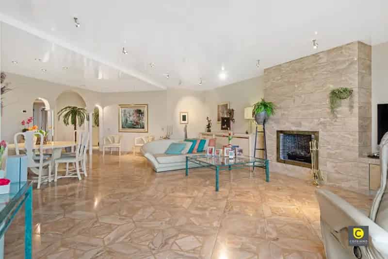 Luxueus Appartement 2 slaapkamers 2 terrassen te huur