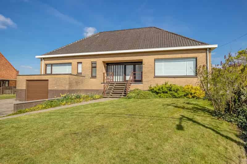 Huis te koop Meerhout-Gestel 290m² 18a25ca