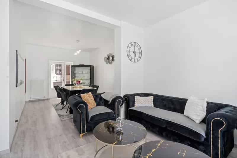 Huis te koop Meerbeke 3 slaapkamers grote tuin garage 85m²