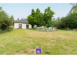 Bungalow te koop Dottenijs - 3 slaapkamers, grote tuin & vijver