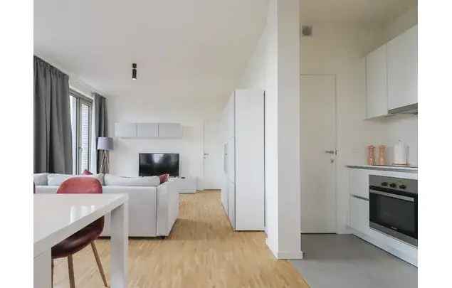 Huur 1 slaapkamer appartement van 77 m² in Antwerp