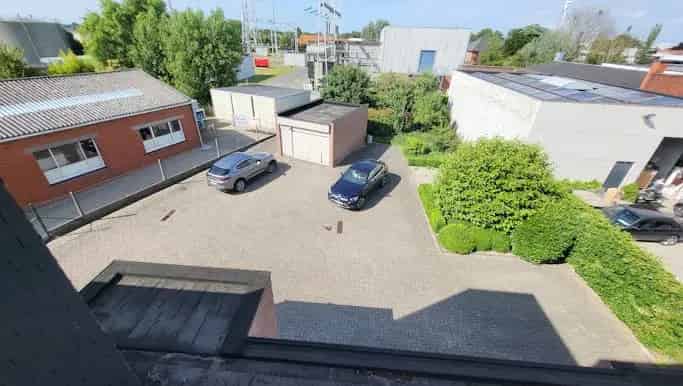 Kantoor te Koop Zedelgem Ruime Parking Instapklaar