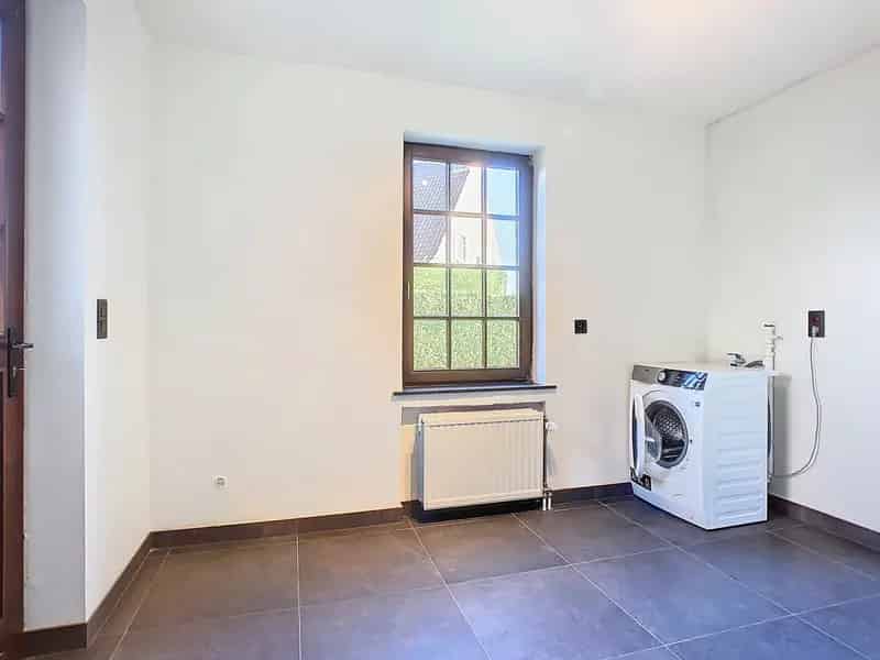 Huis te huur Hoeilaart: Villa 4 slaapkamers 4 badkamers