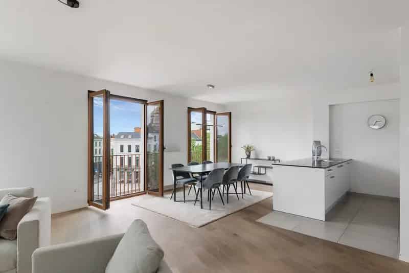 Te Koop: Trendy Appartement 114m² Amerikalei
