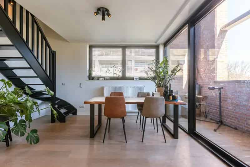 Appartement te huur Gent: 3 slaapkamers, 2 badkamers, terras