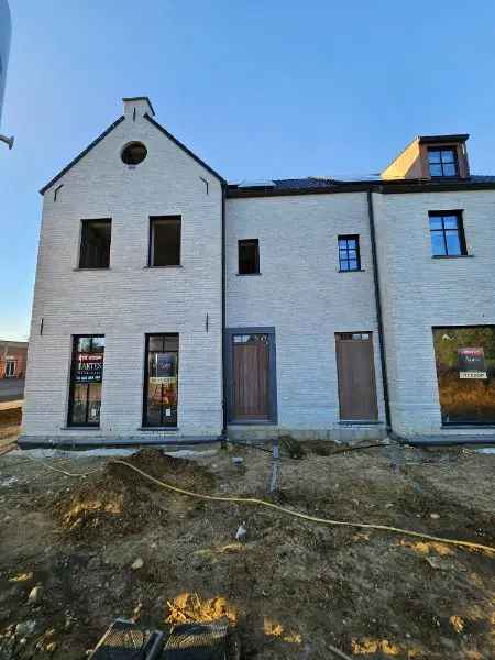 Nieuwbouw buy huis met 4 slaapkamers in Bret-Gelieren