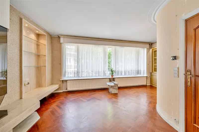 Te renoveren bel-étagewoning met authentieke charme in het centrum van Vilvoorde