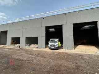 KMO Unit te Koop Moeskroen 580m²  - Nieuwe Loods N58