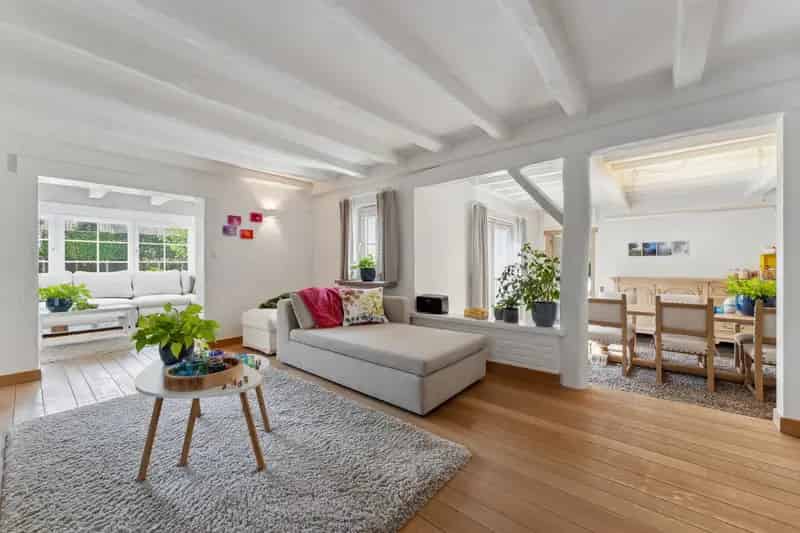 Huis te koop Kasterlee: Luxueuze villa met 5 slaapkamers en grote tuin
