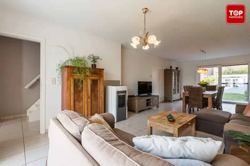 Huis te Koop Evergem - Instapklare Woning Nabij Recreatiepark