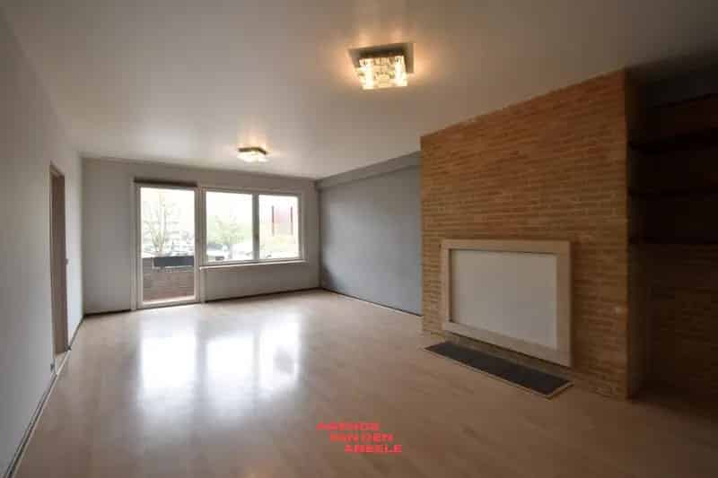 Appartement te Koop Brugge 2 Slaapkamers Garage Stil Ende