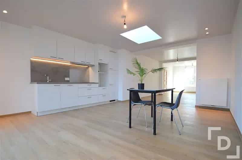 Gezinswoning te huur Ieper - gerenoveerd - tuin - 2 slaapkamers