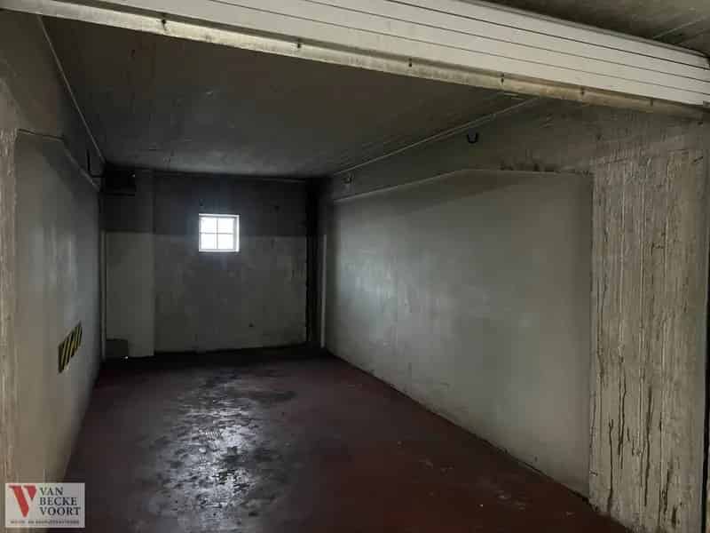 Garagebox 162 te Huur