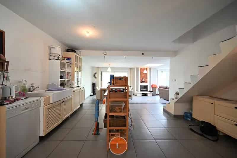 Rijwoning Menen Grote Garage Tuin