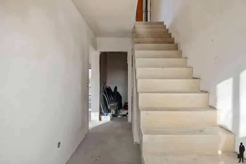 Nieuwbouw Casco Woning CV Elektra Chape Bezetting