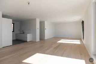 Duplex te koop - Baal RBJ77379


In optie