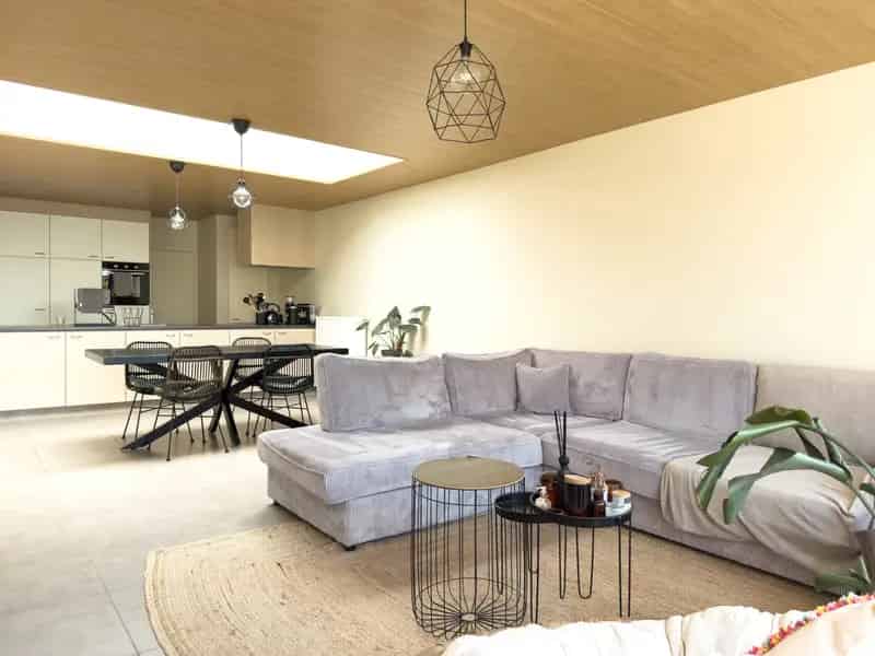 Ruime Rijwoning te Huur Kuurne Centrum Garage Tuin