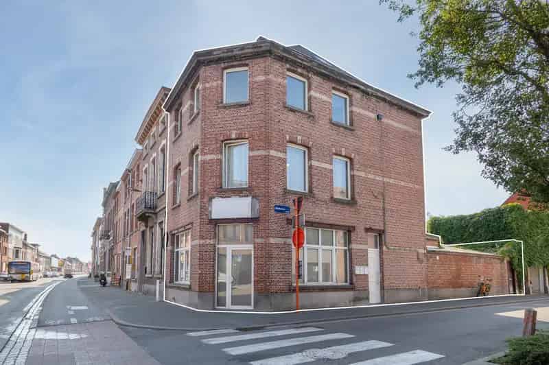 Huis te koop Mechelen: Renovatieproject met 3 Wooneenheden