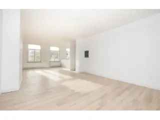 Penthouse 3 slaapkamers te koop Molenbeek-Sint-Jean