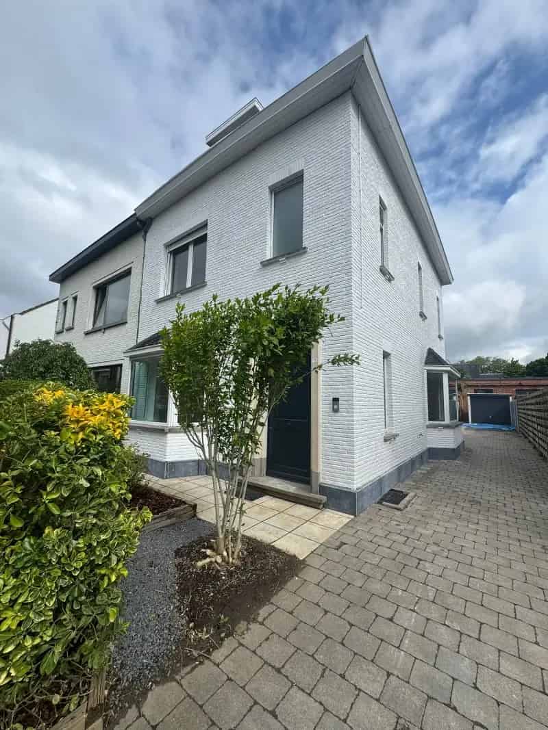 Gerenoveerde woning 3 slpk garage tuin